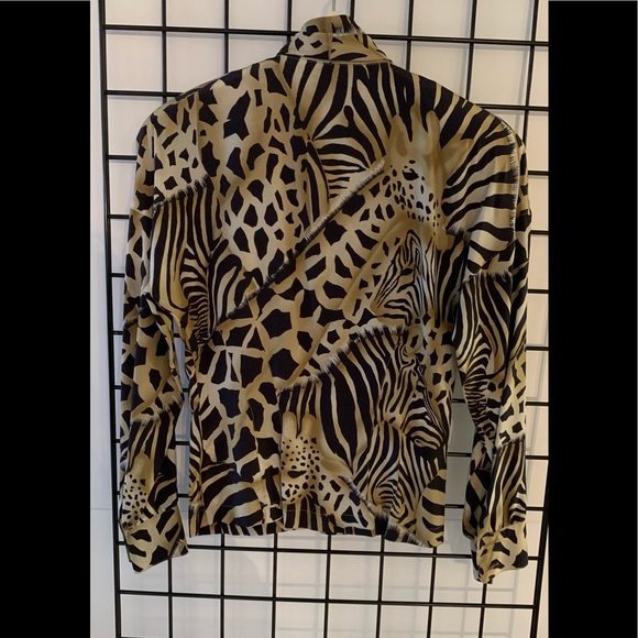 “HOST PICK” Vintage Escada Silk Blouse - Picture 2 of 3